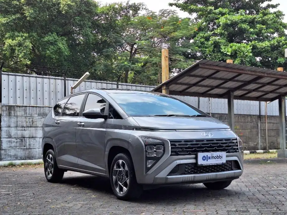 KM LOW PAJAK HIDUP HYUNDAI STARGAZER 1.5 PRIME BENSIN-AT