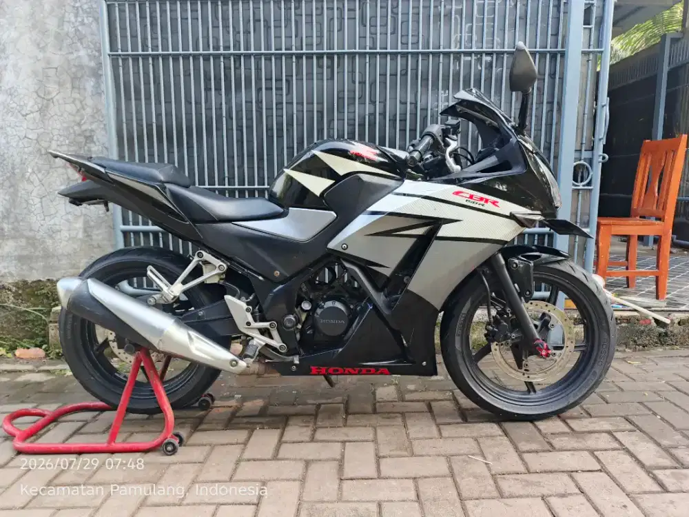 CBR 150 K45 Mulus Lengkap