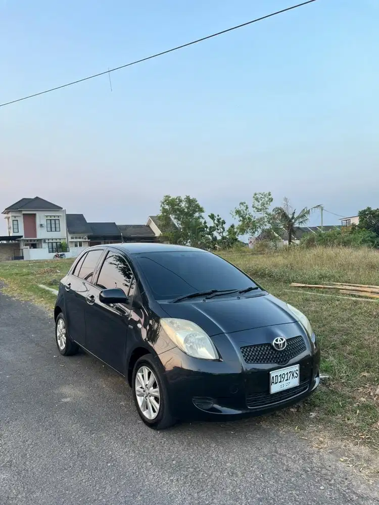 Toyota yaris 2007 E M/T