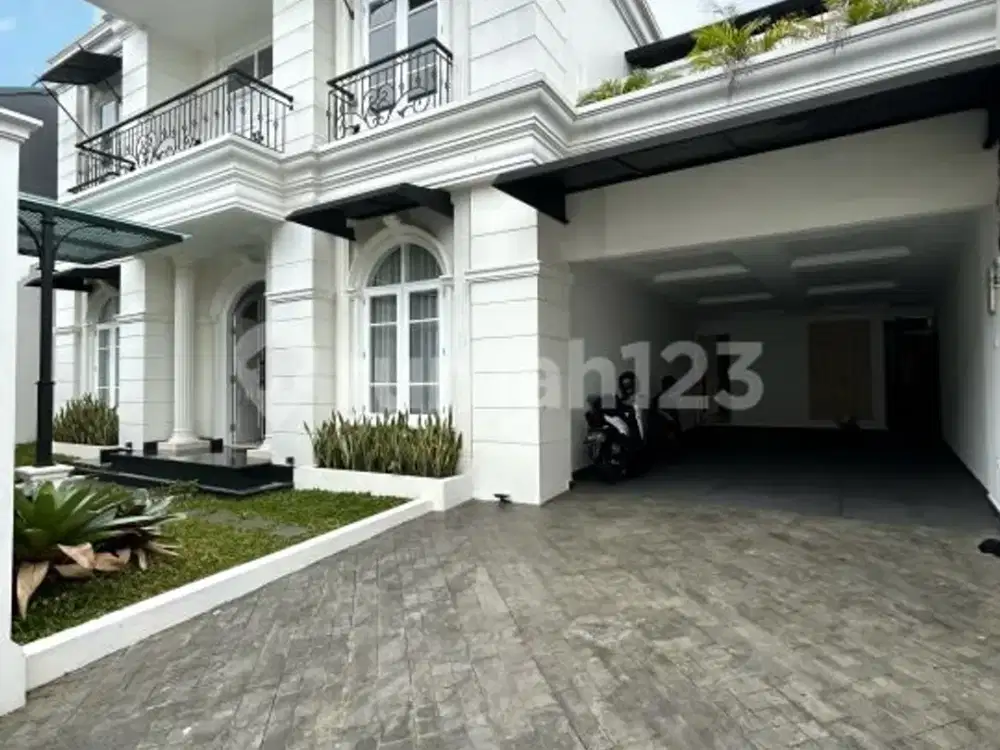 RUMAH MEWAH DI TEBET, DALAM KOMPLEK PREMIUM BEBAS BANJIR