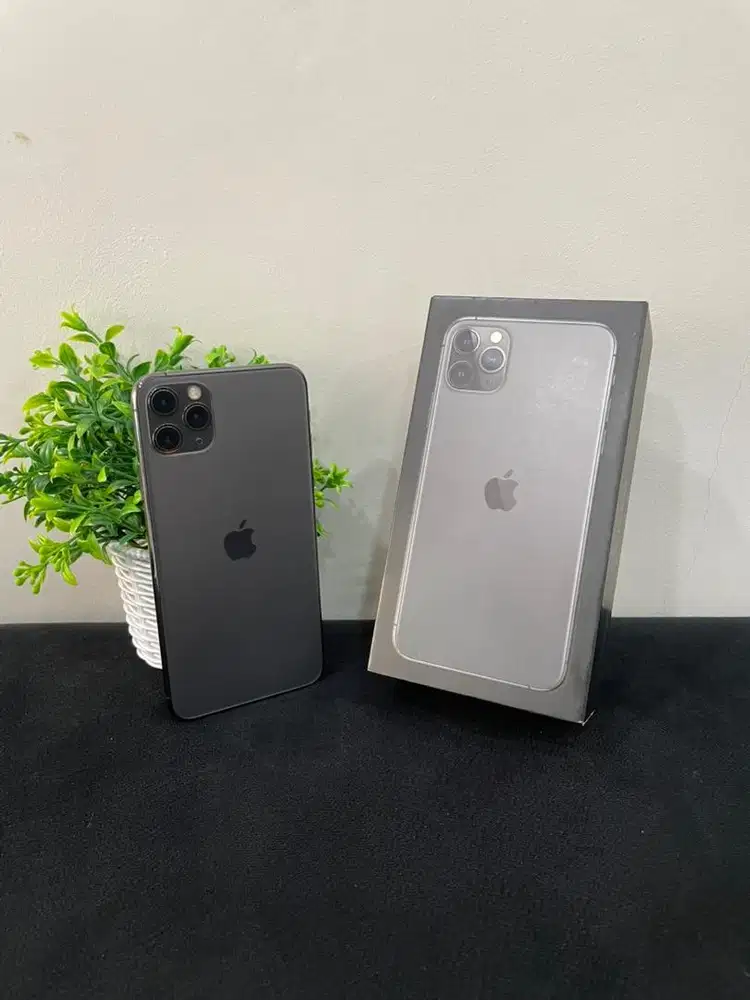 IPhone 11 ProMax 256GB Midnight Gray mulus Fullset BH 100% Permanent