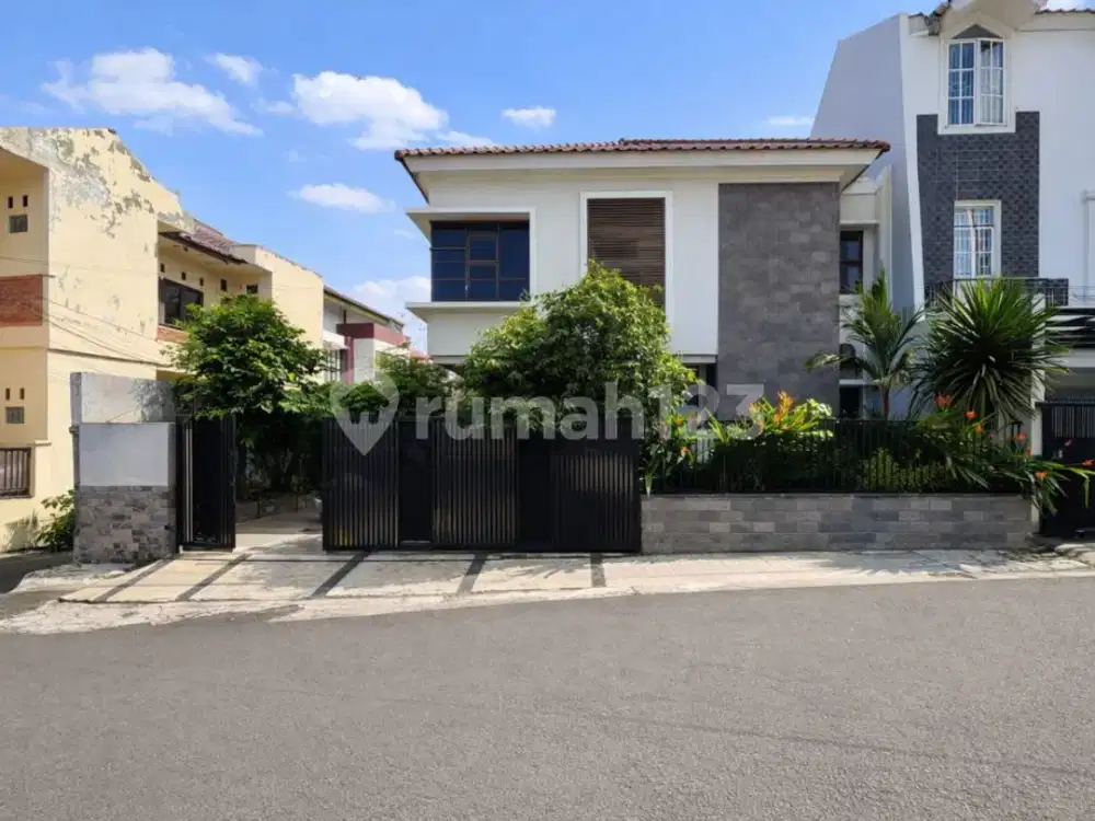 Rumah Siap Huni di Lokasi Terbaik Tebet Jalan 3 Mobil