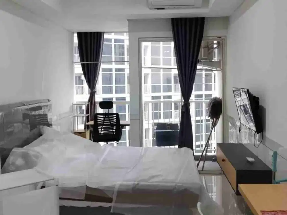 Apartment Pacific Garden, Studio, lantai 22 TB, Furnish, view pool and danau Alsut,pinang, panunggangan,Tangerang..