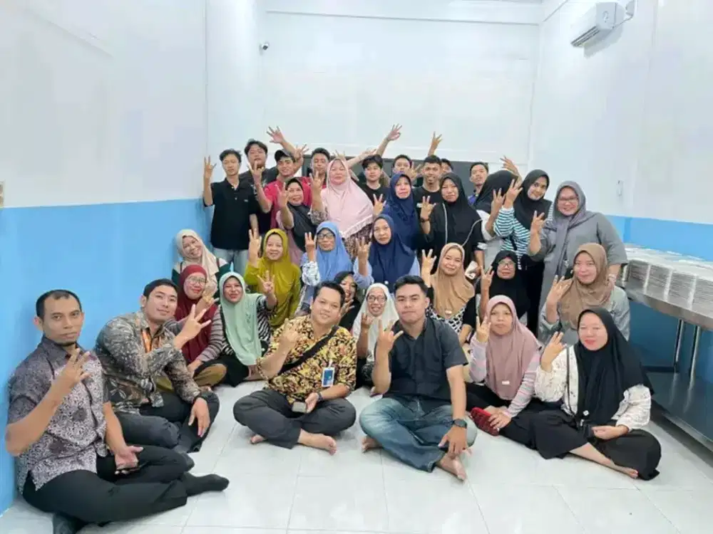 Pekerja Untuk Di Dapur