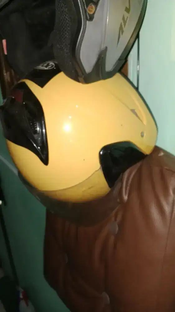 Helm bekas ojol