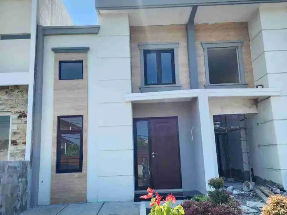 Rumah Murah siap Huni di Green Lake, Wonorejo, Rungkut, Sby Timur