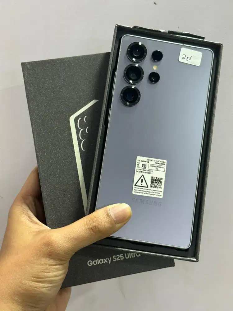 Samsung S25 Ultra 12/256Gb ex Resmi SEIN Like New