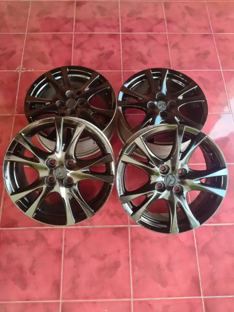 Velg mazda 2 r16 lubang 4 pcd 100 lebar 6,5 rata original