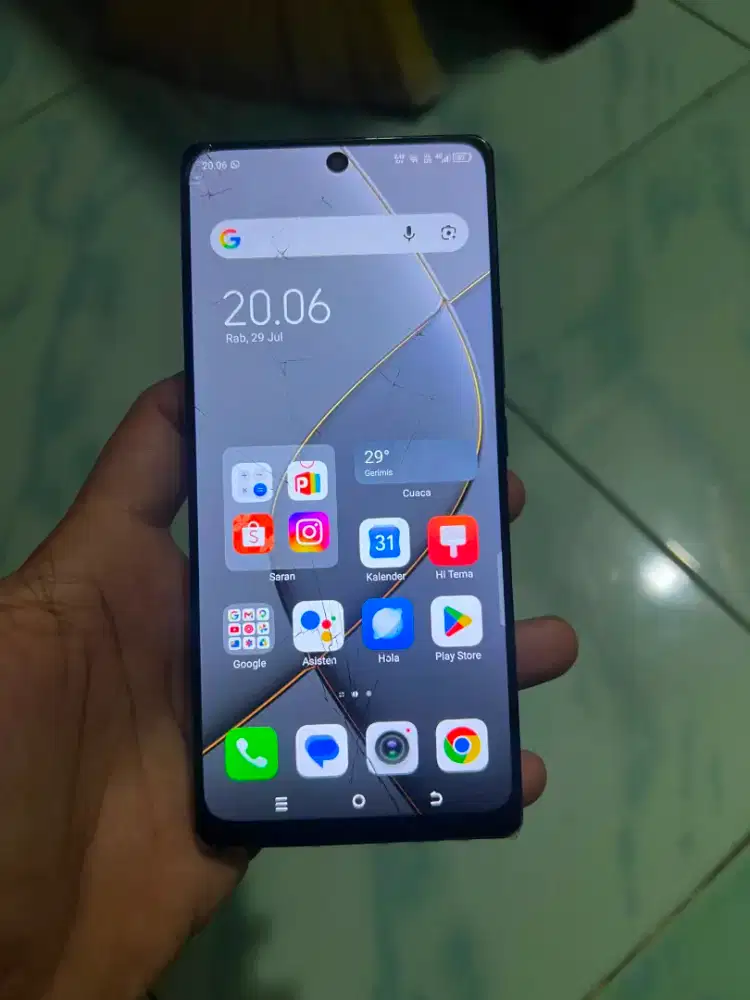 Tecno spark 20 pro plus