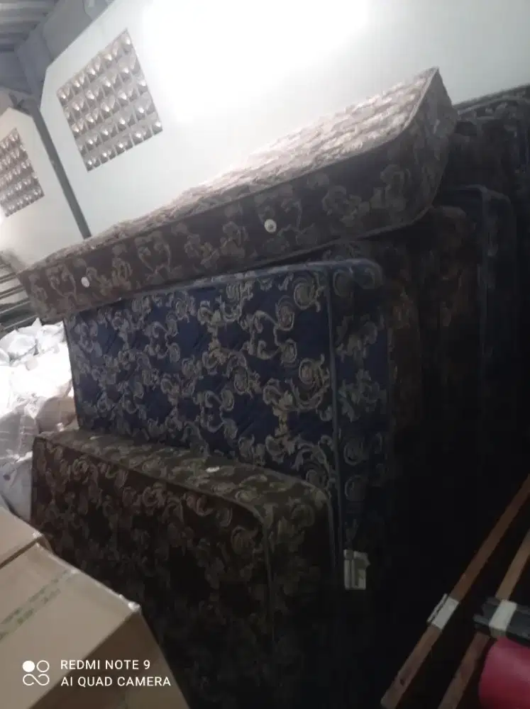 Kasur,ukuran besar.satu badan dan 2 badan