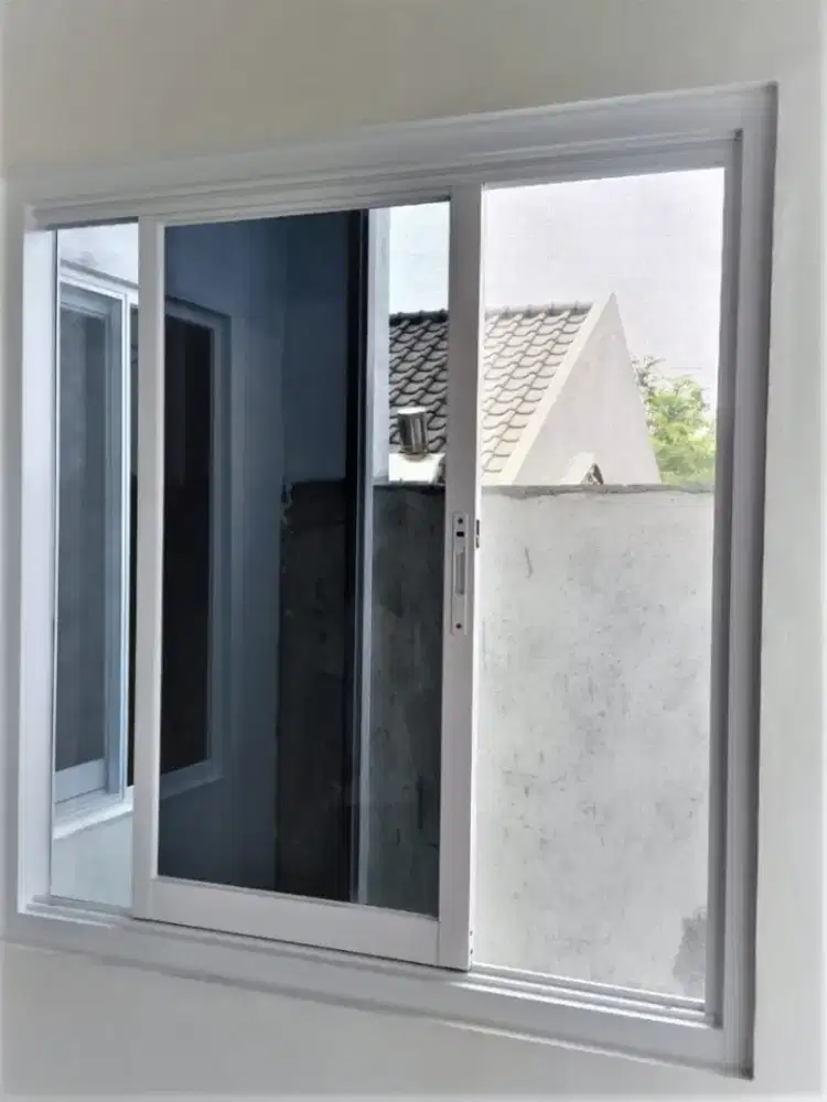 Alumunium kusen dan pintu partisi