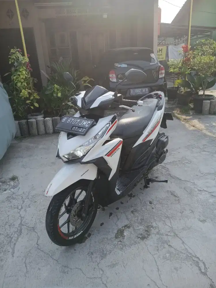 •Sale Vario led old 125cc 2017 Standar