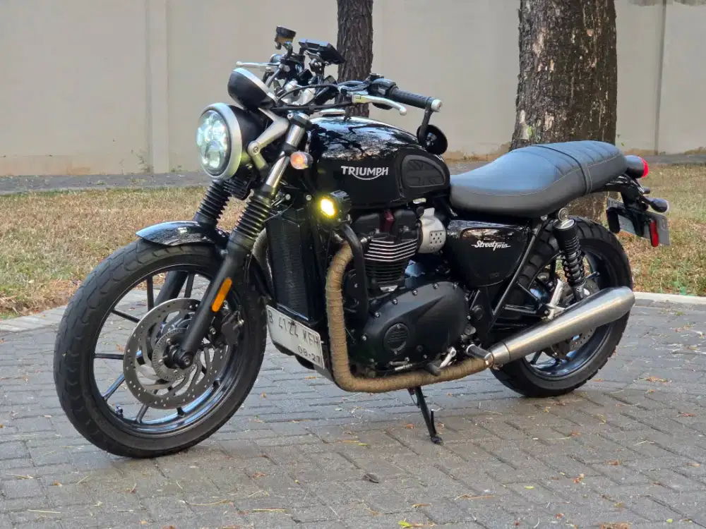 Moge Classic Triumph Street Twin 900 th 2017 Km14rb Like New Modif