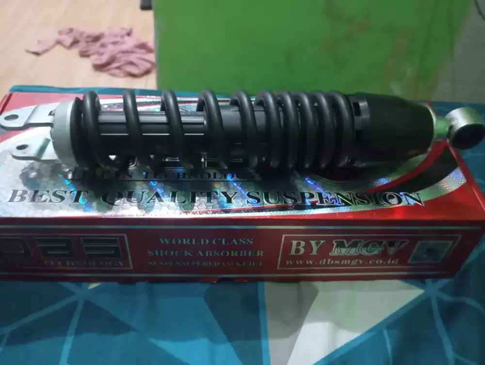 Shock belakang beat deluxe
