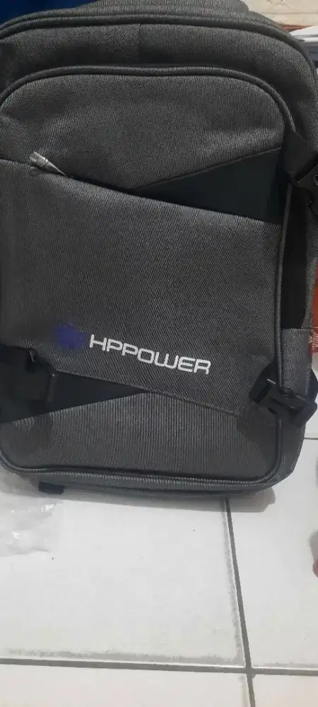 Tas Ransel sekolah atau kerja.