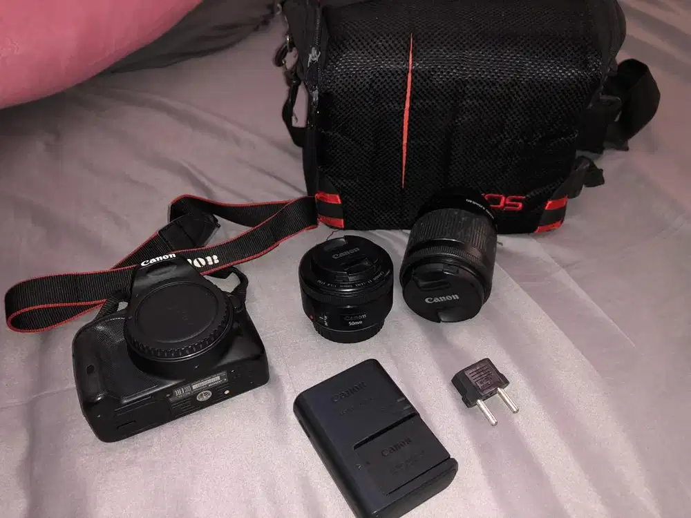 Dijual kamera DSLR Canon Kiss x7