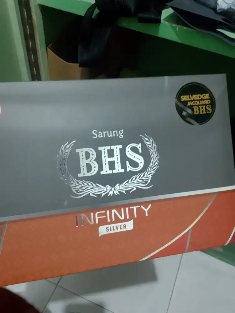 Sarung BHS Como dan Infinity silver