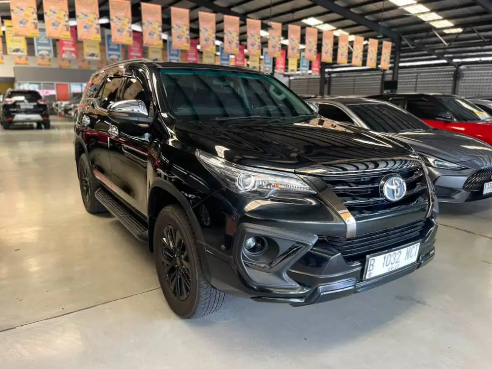 Fortuner 2.4 VRZ TRD Kick Sensor AT 2020 Mulus Terawat Siap Pakai