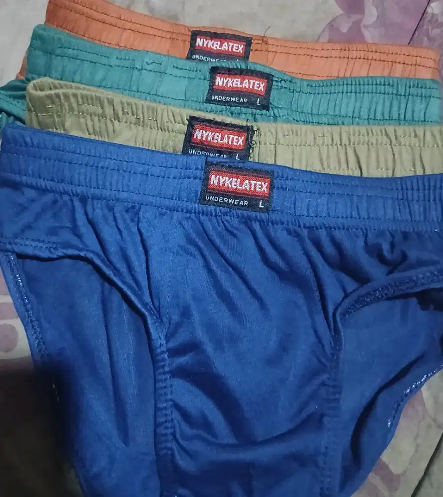 celana dalam pria