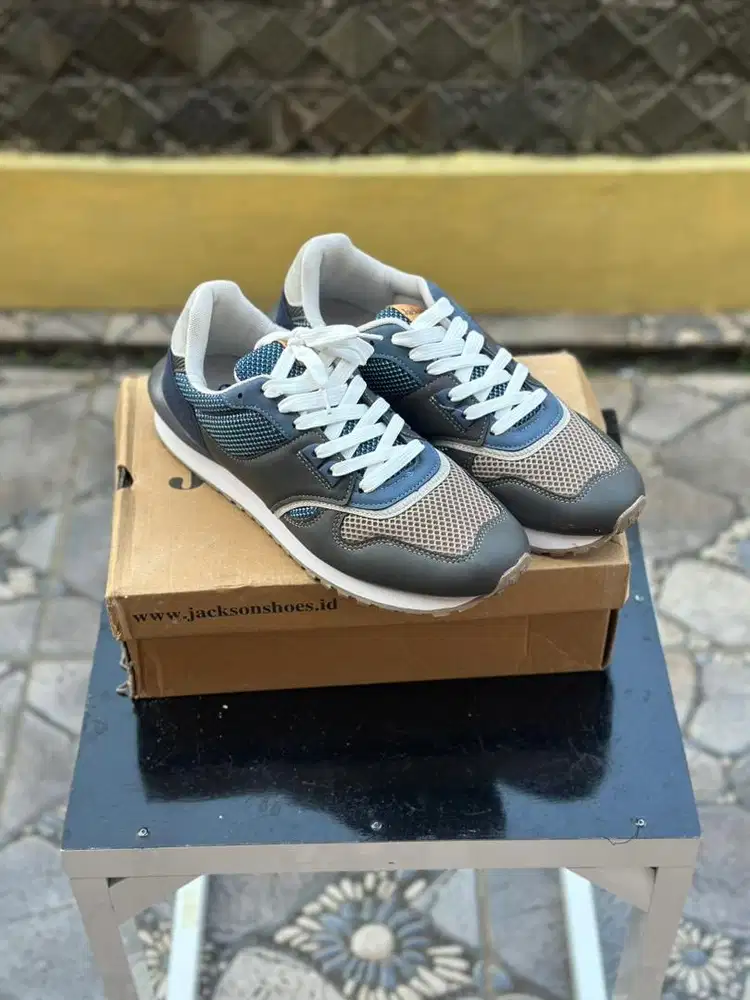 Sepatu jackson original