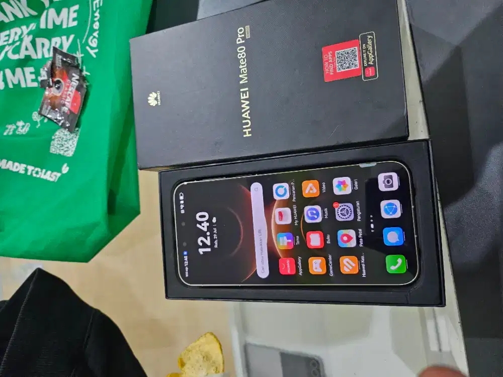 HUAWEI MATE 80 PRO RAM 16/512GB
RESMI INDO
