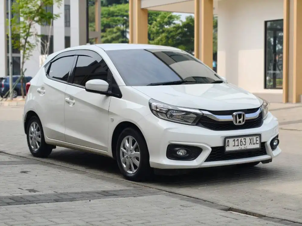 Brio 1.2 E AT 2022 Low KM Pajak Panjang Mulus Terawat Siap Pakai