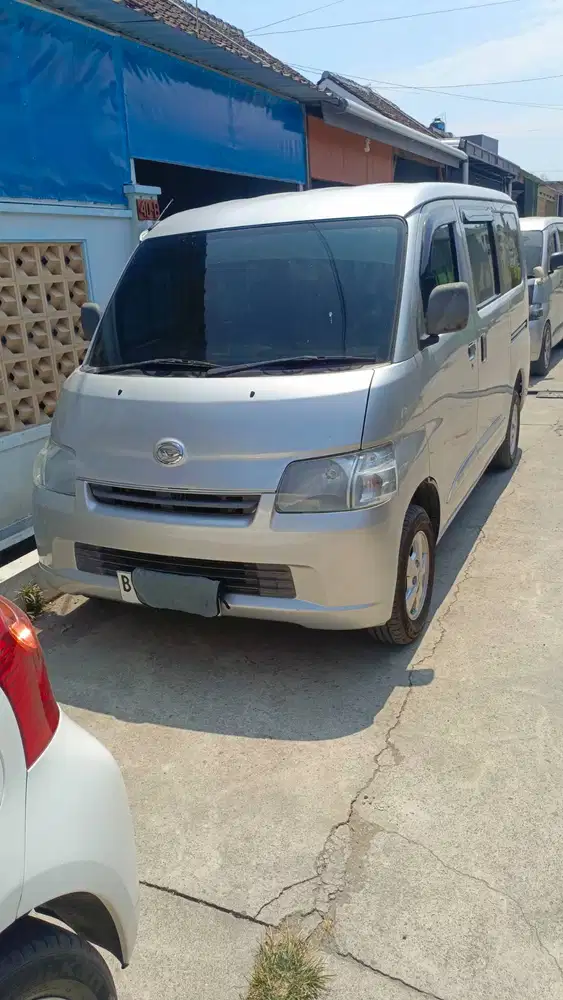 dijual cepat gran max 2010 AC 1,3