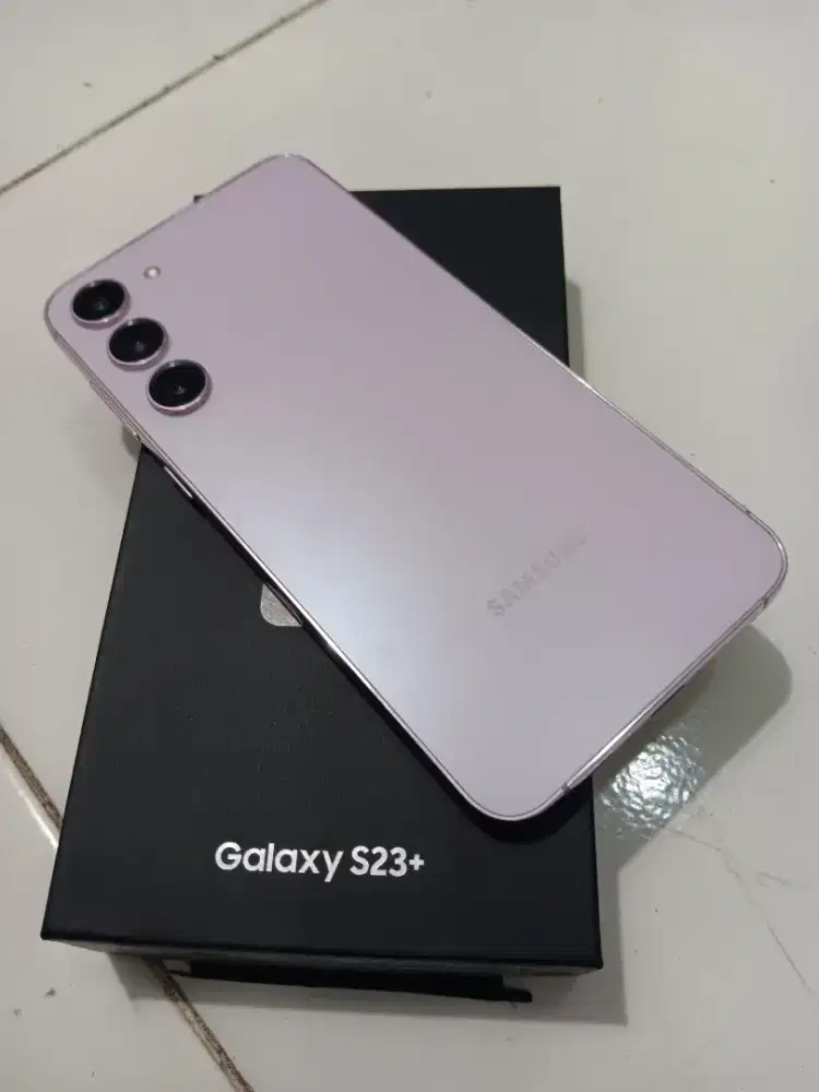 Samsung Galaxy S23+ Lavender Ram 8/512gb Lengkap Mulus
