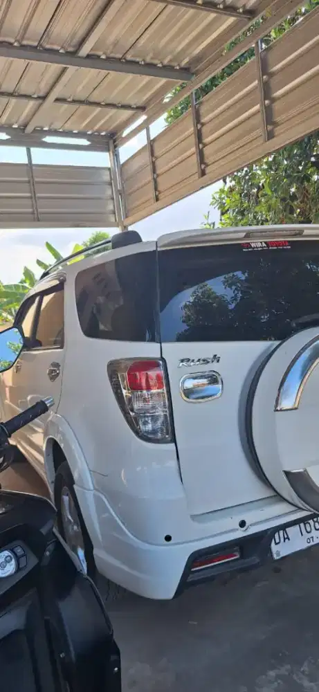 Bismillah di  jual mobil rush harga masih nego