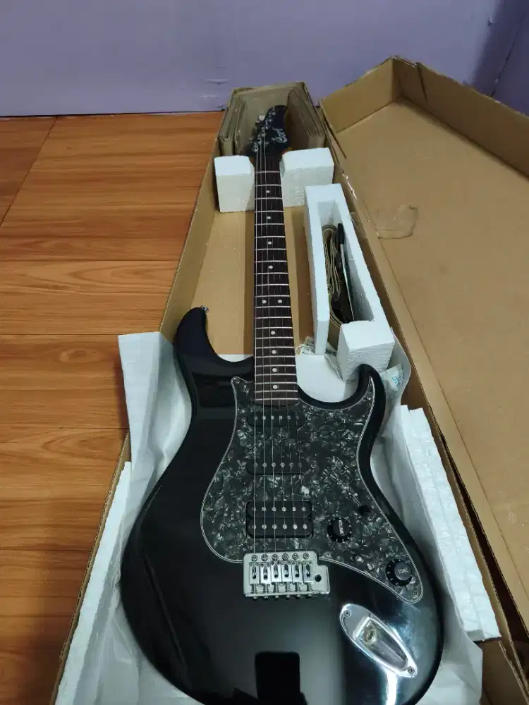 Gitar elektrik cort Gx110