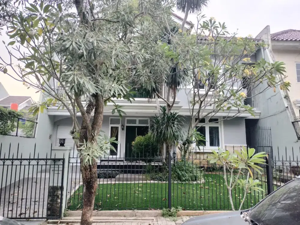Rumah Modern Hills Semi Furnished rapi , murah