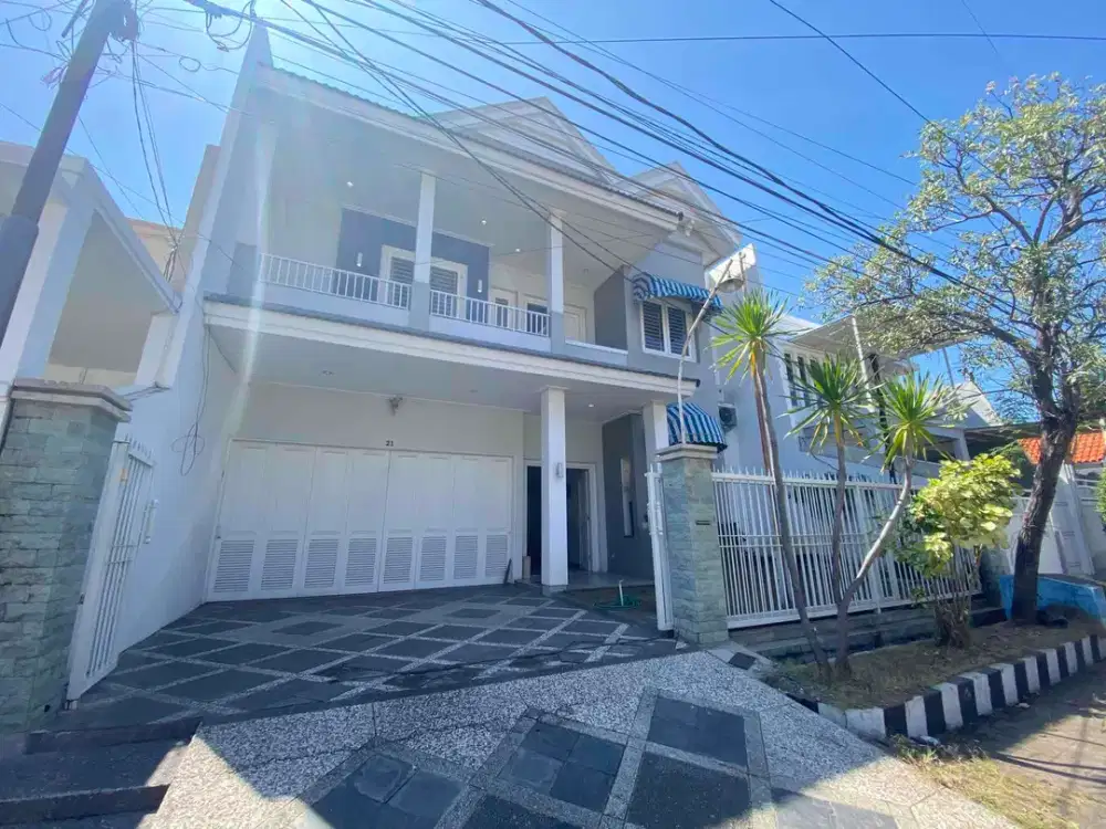 Dijual Rumah di Manyar