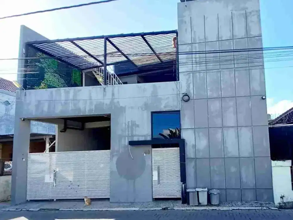 DIJUAL RUMAH 3 LANTAI SEMI FURNISHED, STRATEGIS DI BANGUNHARJO, SEWON