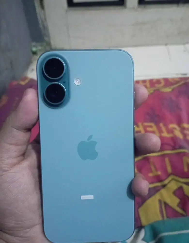 iPhone 16 Plus 128 GB