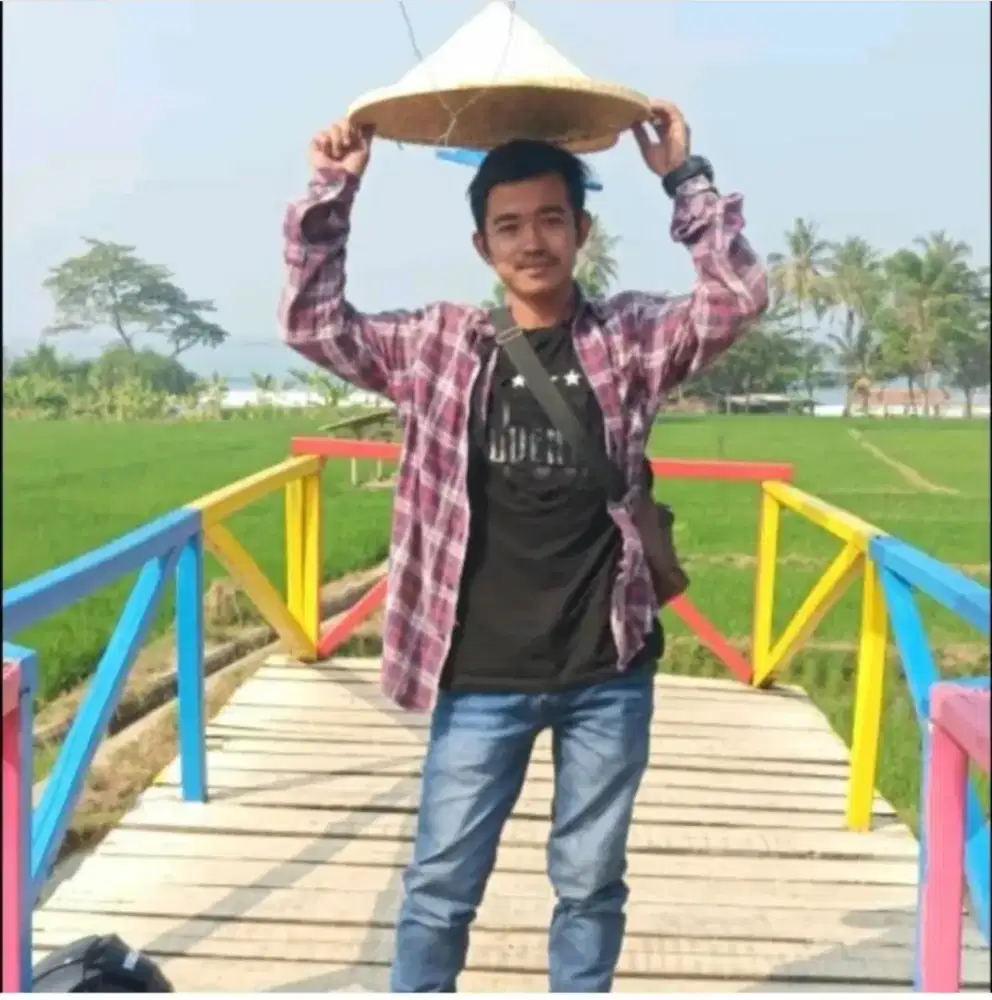 Cari kerjaan apa ajah