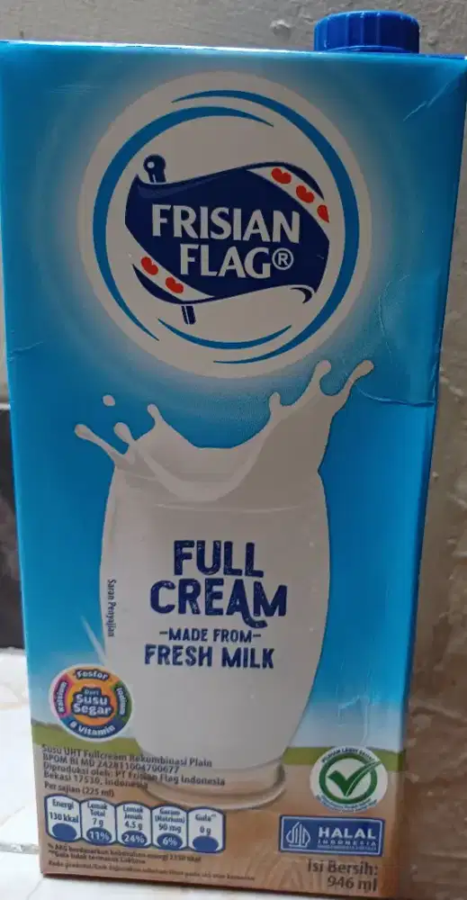 Susu Frisian Flag Full Cream 946ml