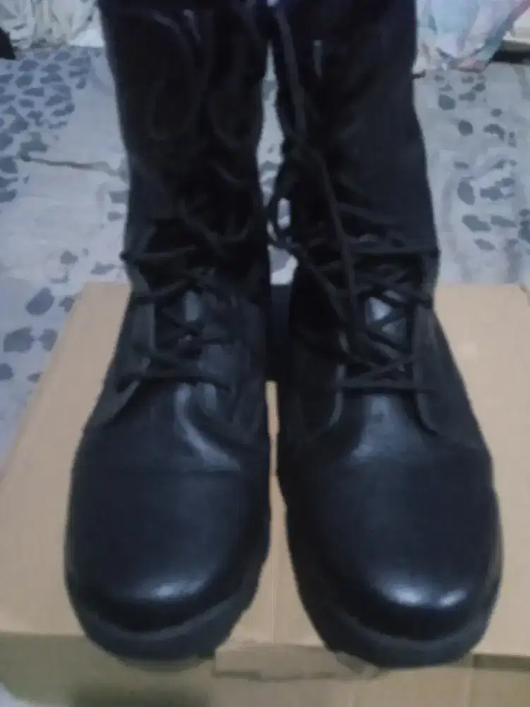Sepatu PDL Baru masih dalam Dus