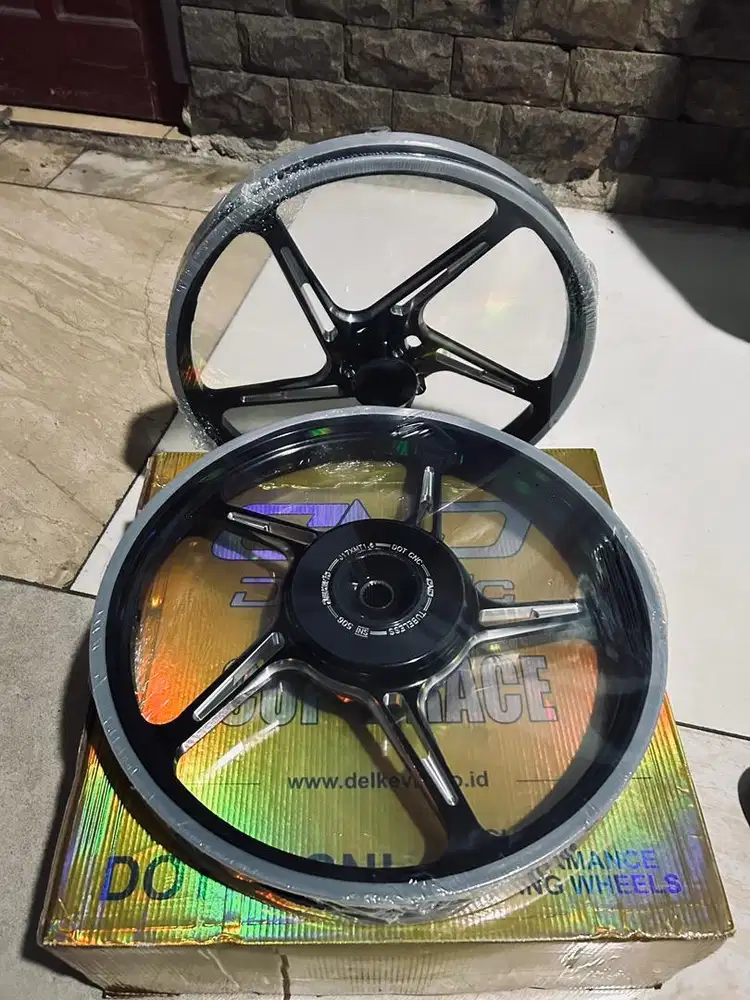 veleg cnc r17 buat vario