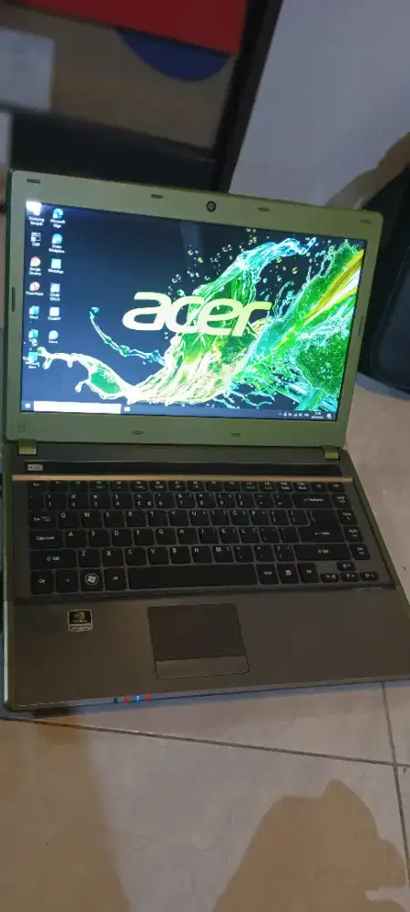 Acer aspire 4755 core i5 dual VGa