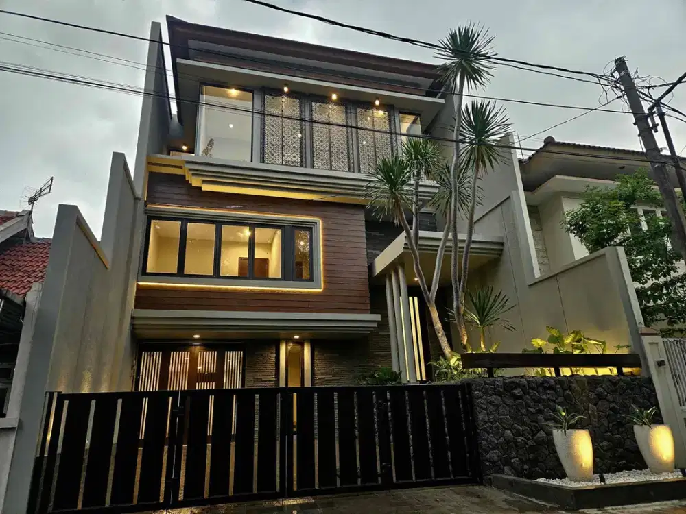 House for sale Rumah 3 lantai  galaxy bumi permai (araya)