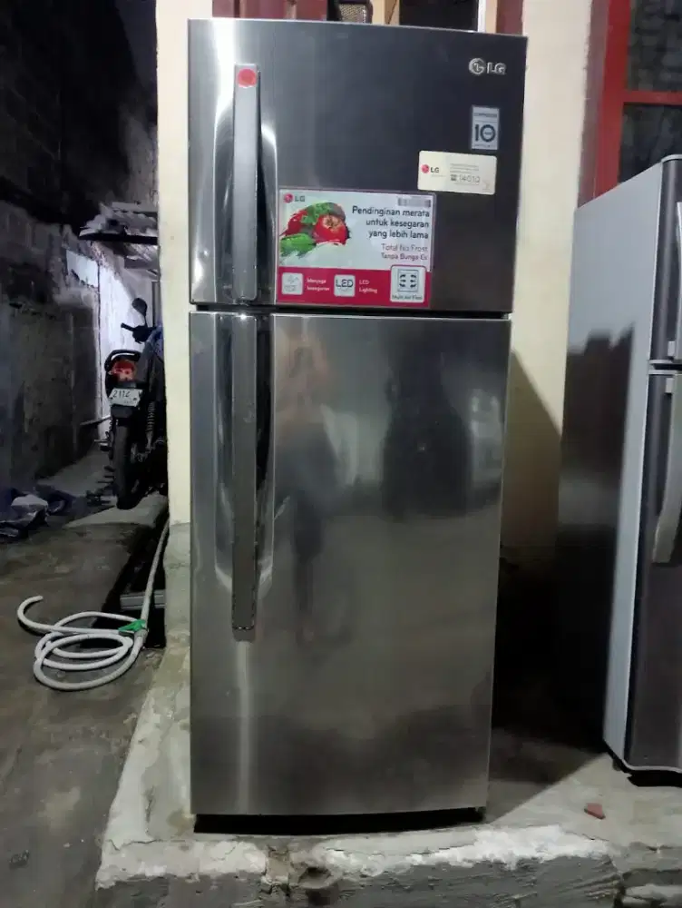Kulkas LG 2 pintu
