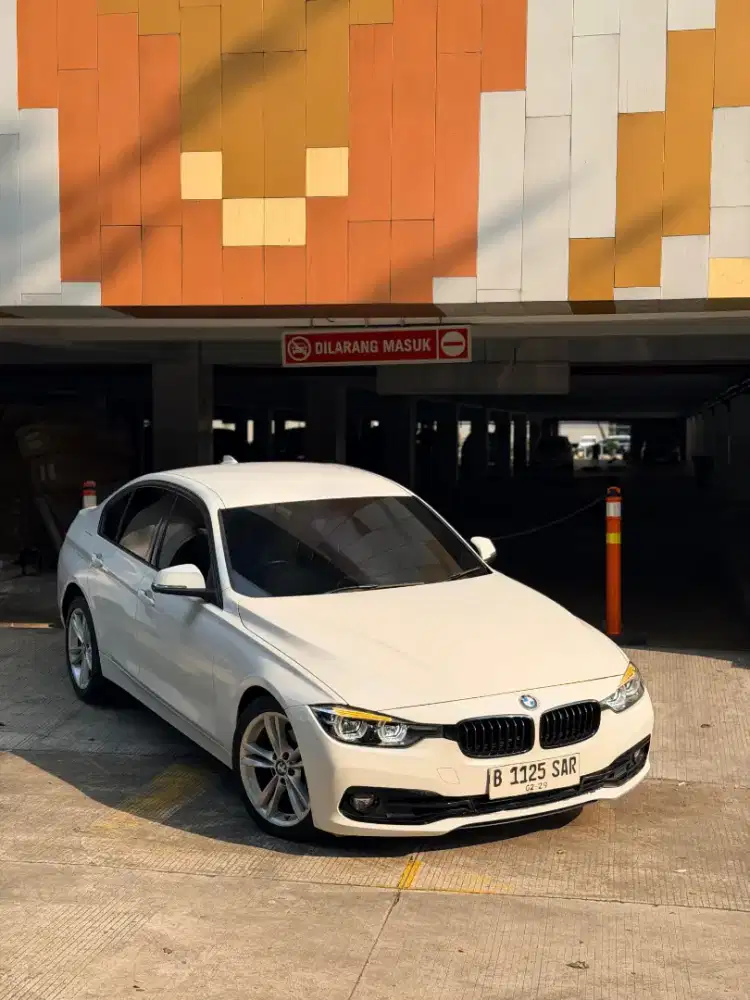 [Cash] Bmw 320i Sport Shadow
