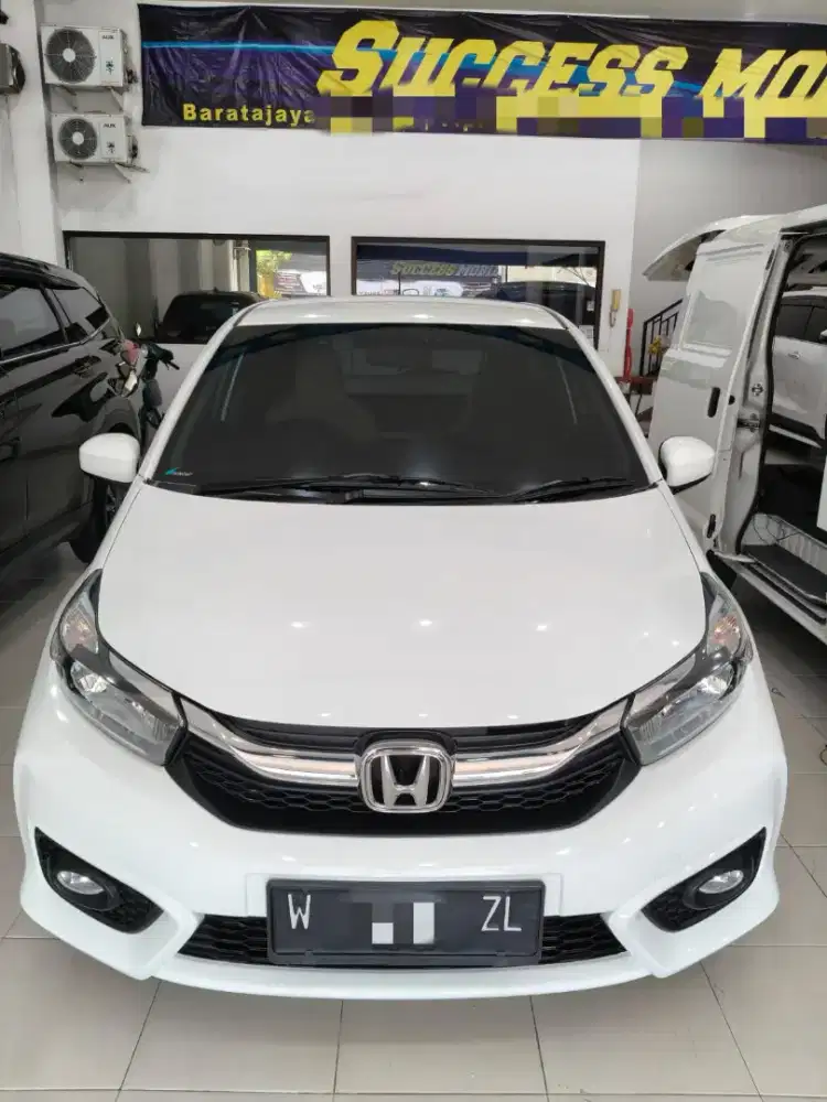 Honda Brio Satya E 2022 Matic Putih Tanpa PR
