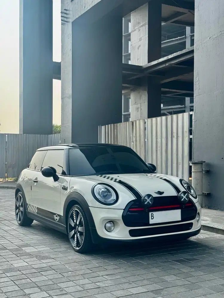 [Odo 37rb] Mini Cooper 3 Door 2014
