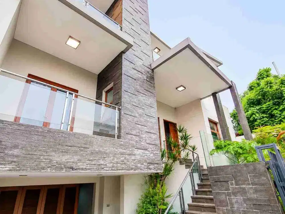 Rumah Mewah Modern 3 Lt. Di Kawasan Elit Permata Hijau Jakarta Selatan