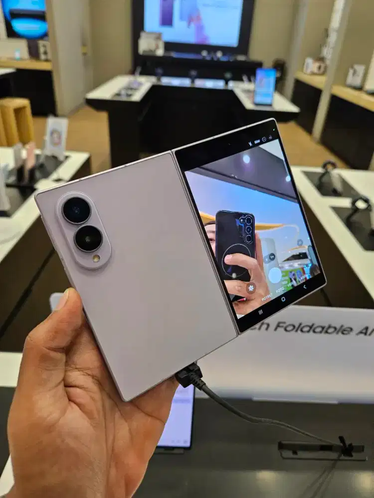Samsung Galaxy Z Fold8 Wide/Pasport Khusus Pre Order Untung 15 Juta