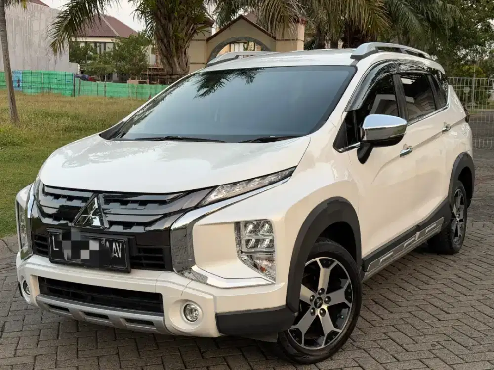 Mitsubishi Xpander Cross 2021 Matic Putih Siap Pakai