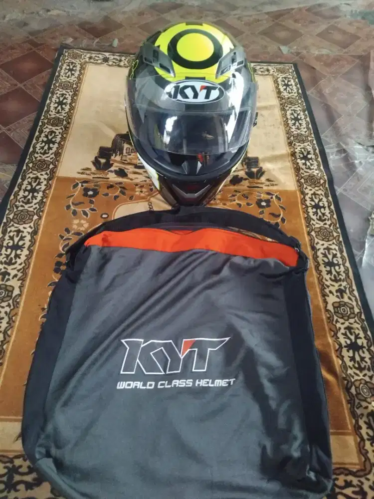 Helm KYT Vendetta full face XL