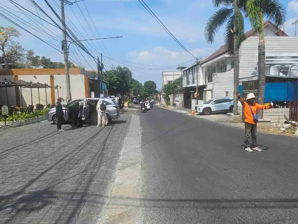 kos elite jalan raya candi mendut suhat lebar jalan 10 m samping kos elite dan kafe sangat dekat kampus UB Brawijaya
