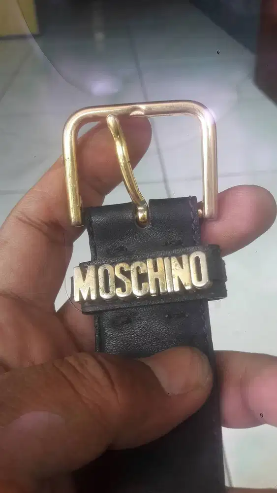 Ikat pinggang vintage Moschino ori italy